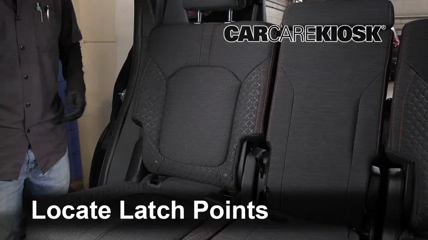 2023 Honda Pilot Sport 3.5L V6 Car Seats Install